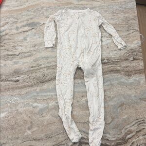 Kyte baby zip up footie size 12-18 months